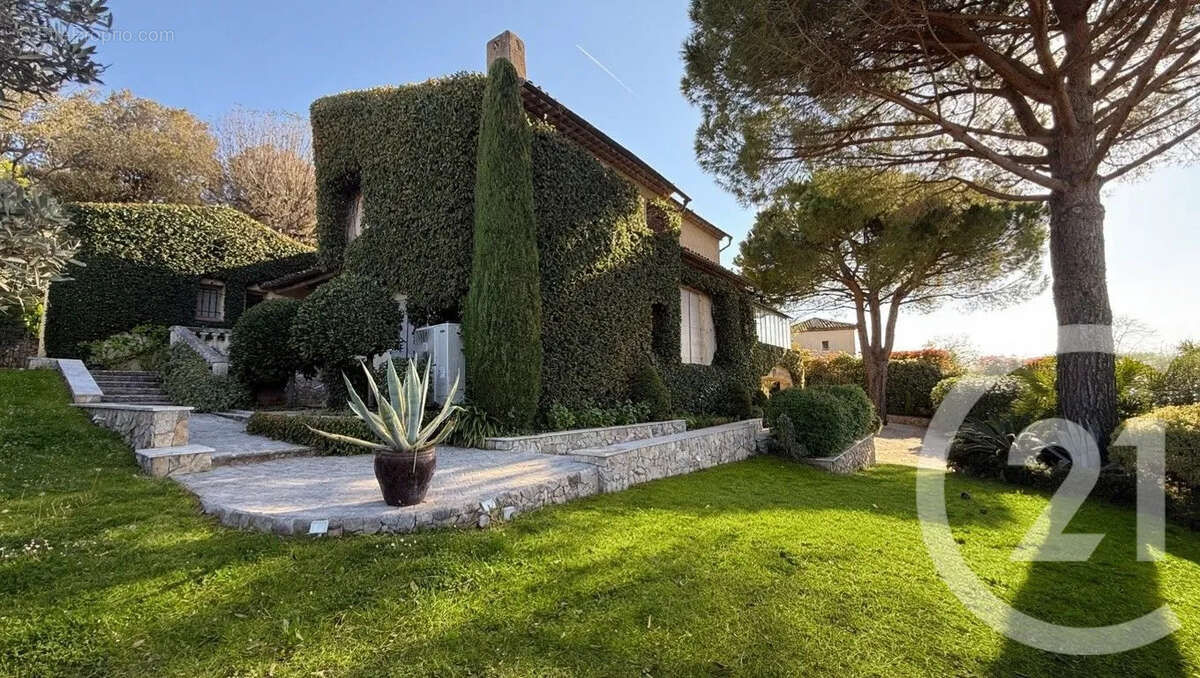Maison à BIOT