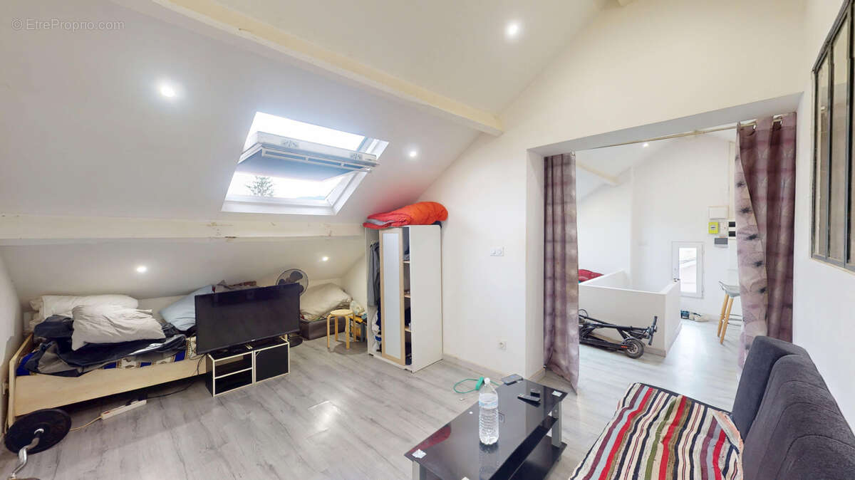 Appartement à FIRMINY