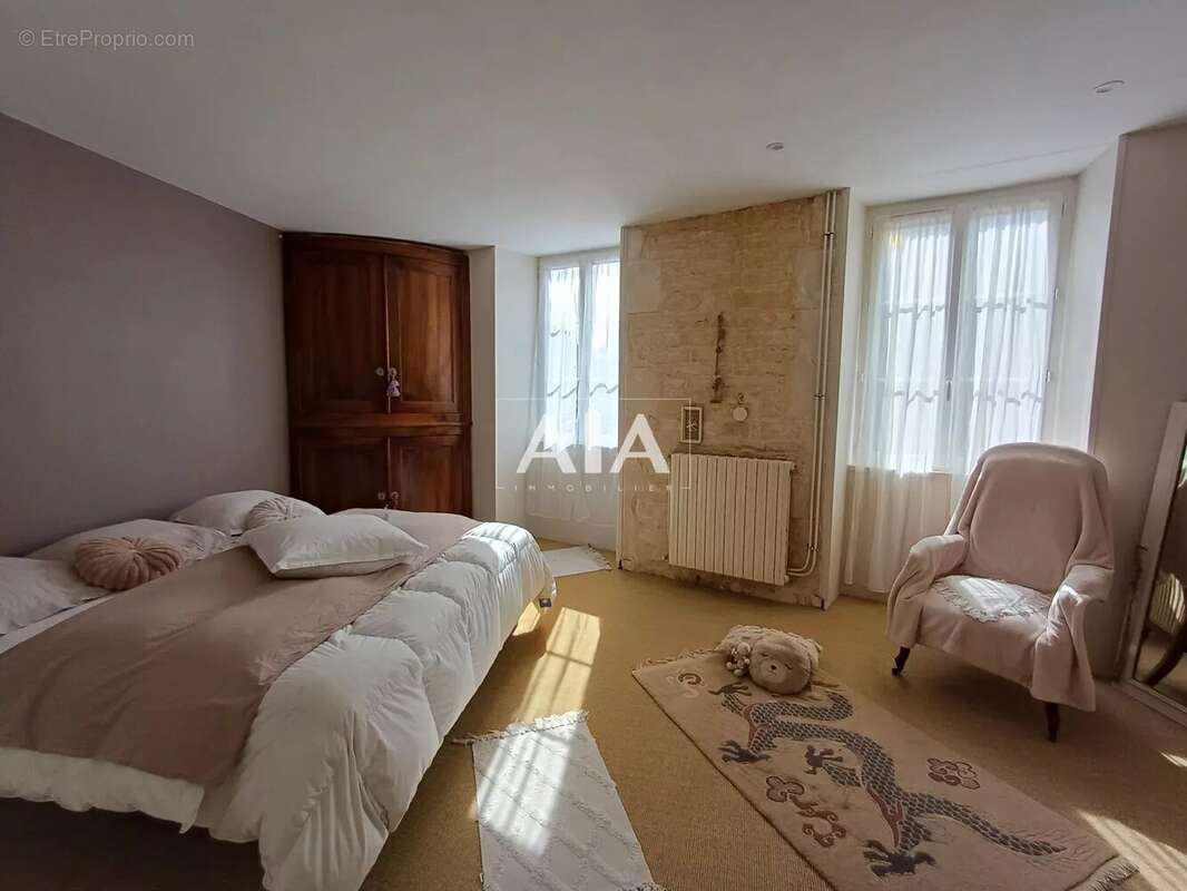 Maison à RUFFEC