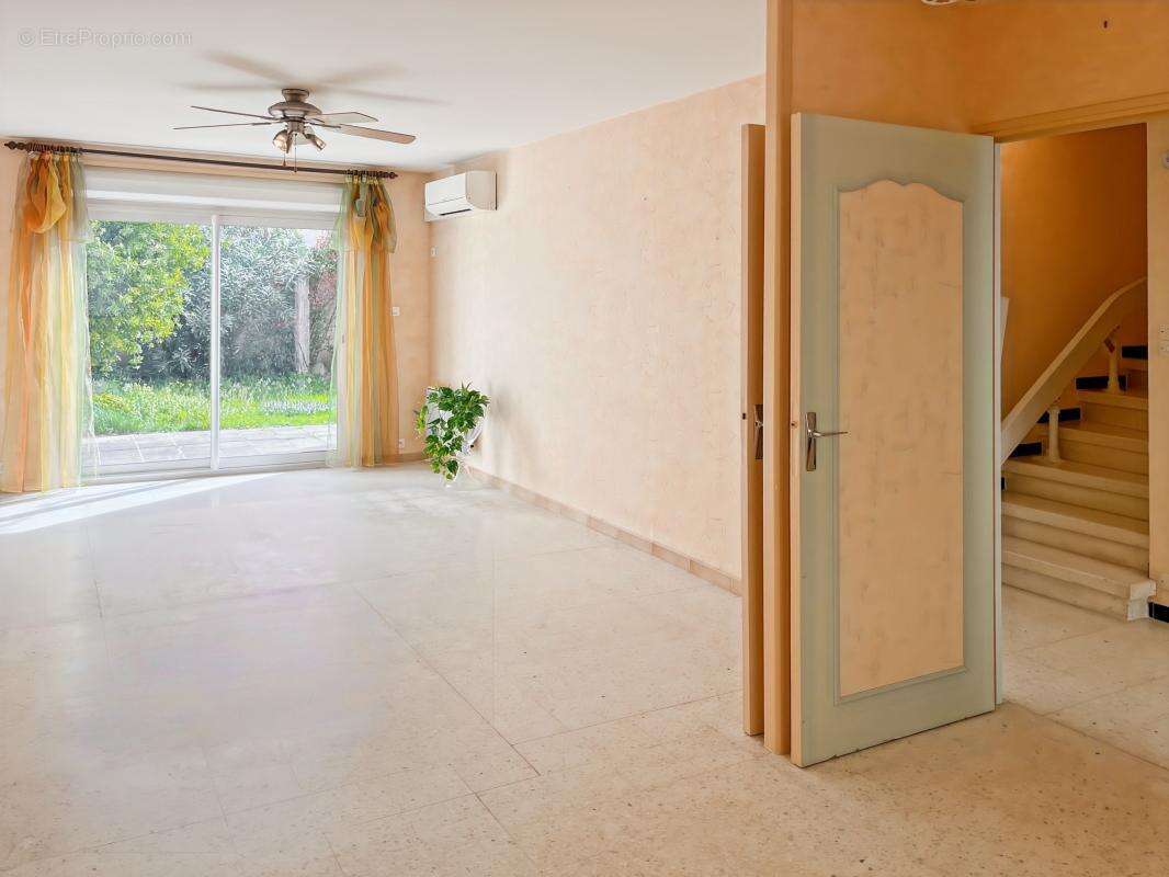 Maison 3 chambres avec garage, jardin et véranda à Saulce-sur-Rhône - photo 9