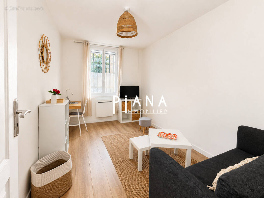 Appartement à MARSEILLE-5E