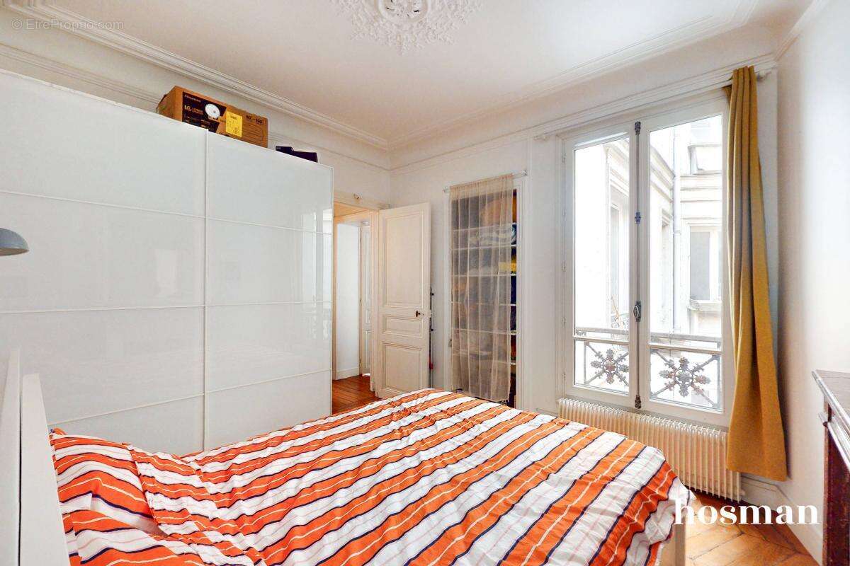 Appartement à PARIS-10E