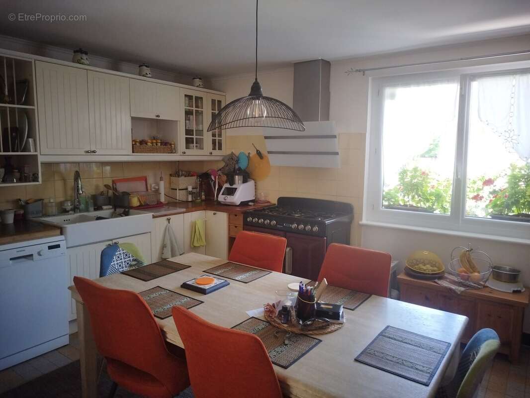 Maison à PIERRE-DE-BRESSE