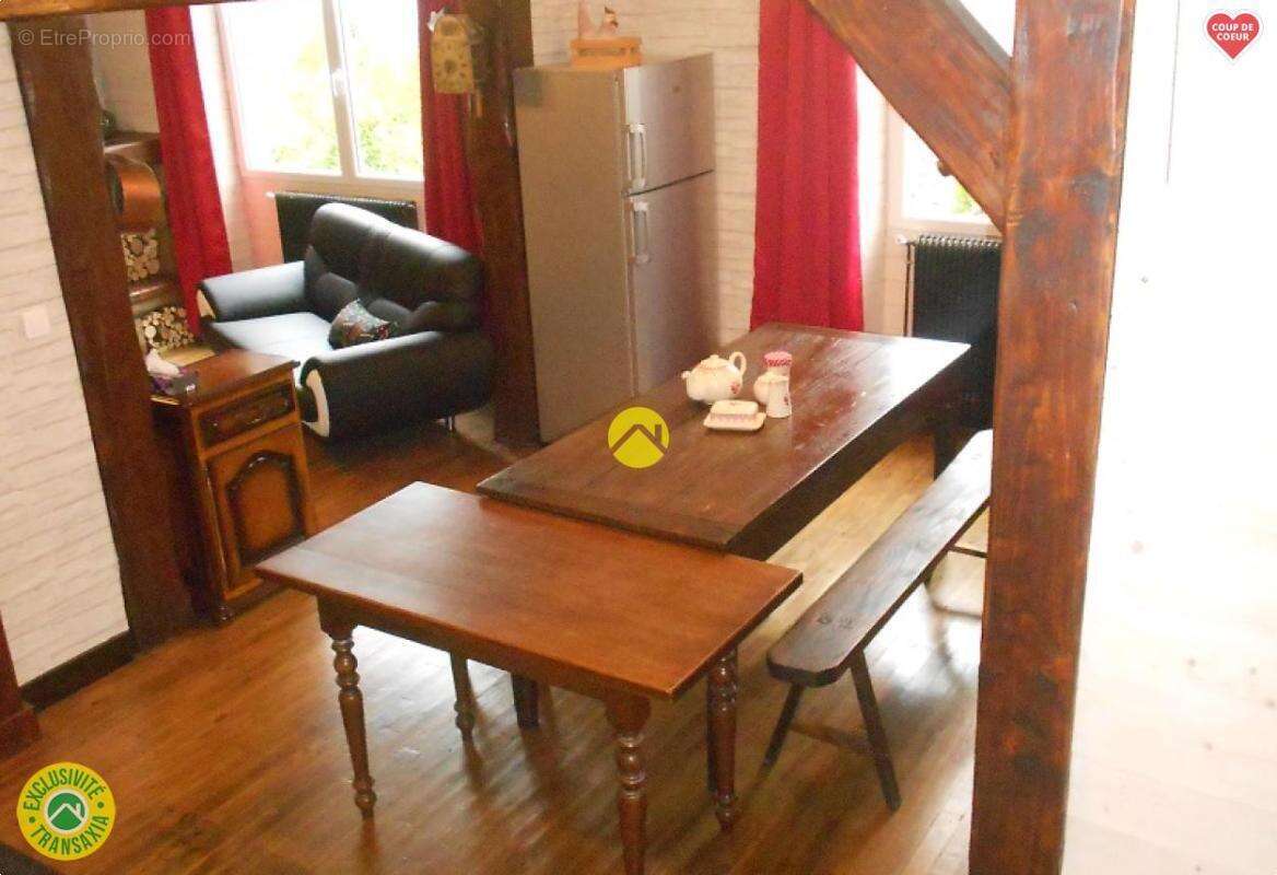 Maison à MURAT