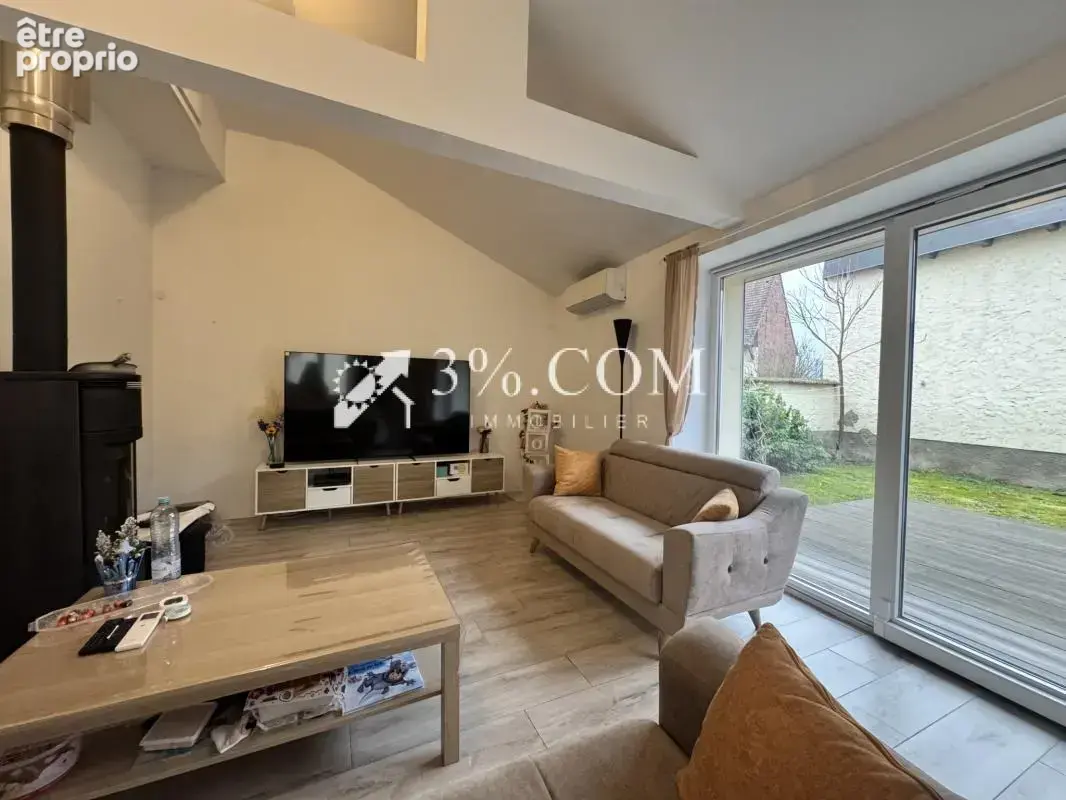 3%COM Grande maison rénovée avec dépendance au centre de SCH - photo 4