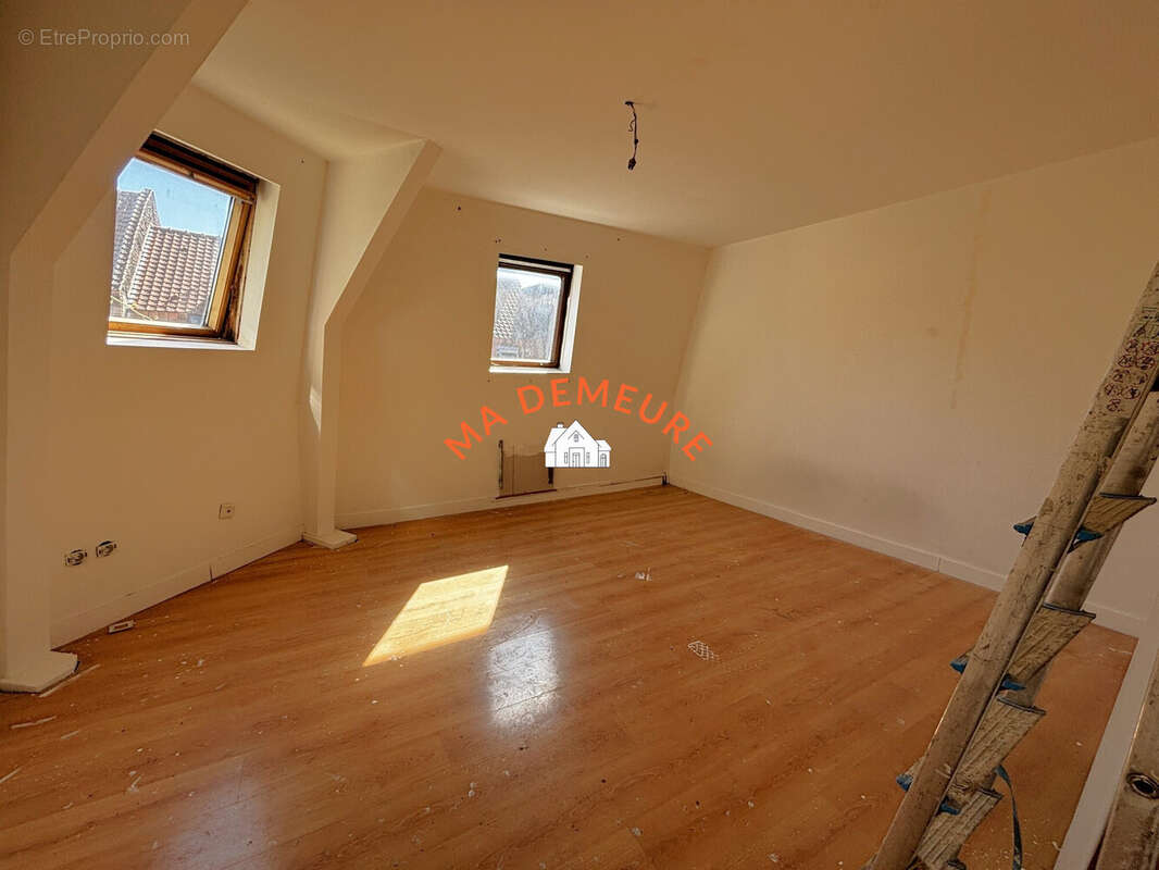Maison 85 m² à Tourcoing  - photo 8
