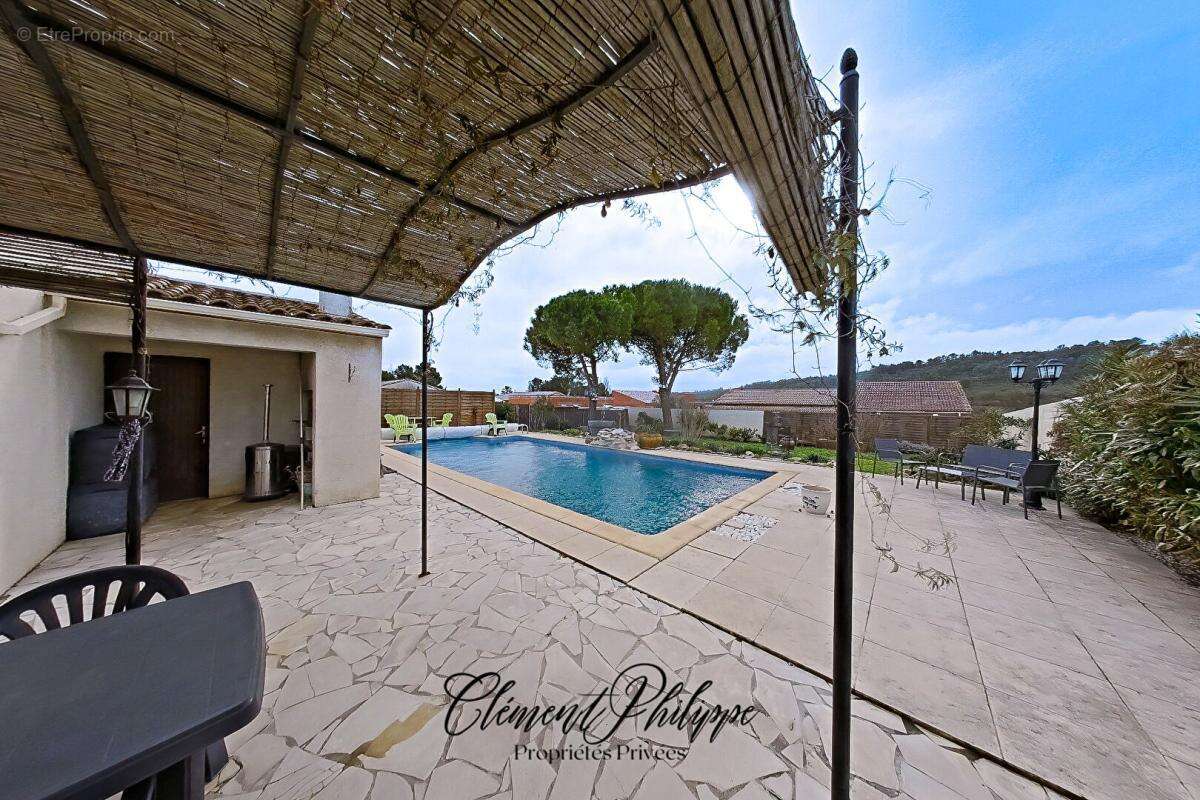 Villa familiale 155 m² avec piscine, 5 chambres et terrain 1 000 m² aux portes de Carcassonne - photo 11
