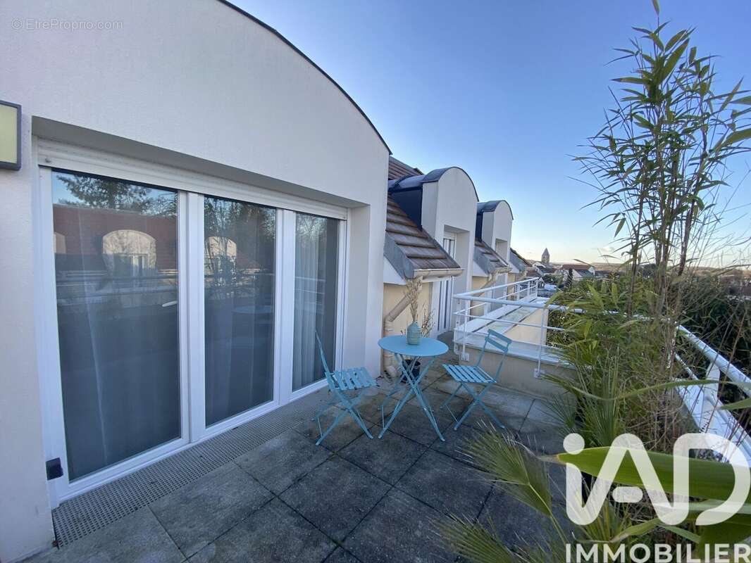 Appartement 82 m² à Mennecy  - photo 2