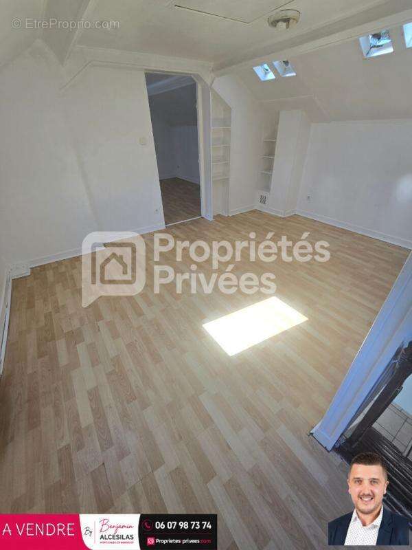 Immeuble Saint Michel 350 m2 - photo 8