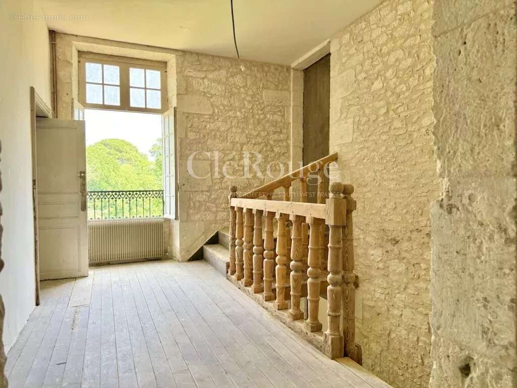 Maison à GENSAC