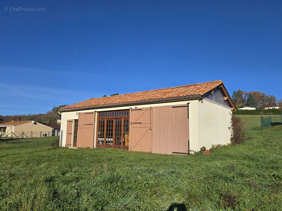 Maison à VILLAMBLARD