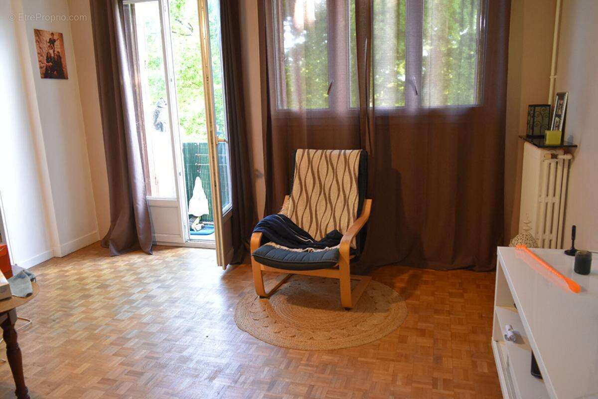 Appartement à LIVRY-GARGAN