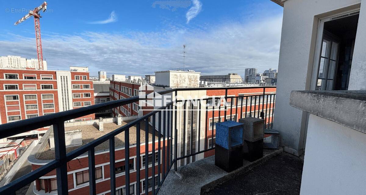 Appartement à PARIS-18E