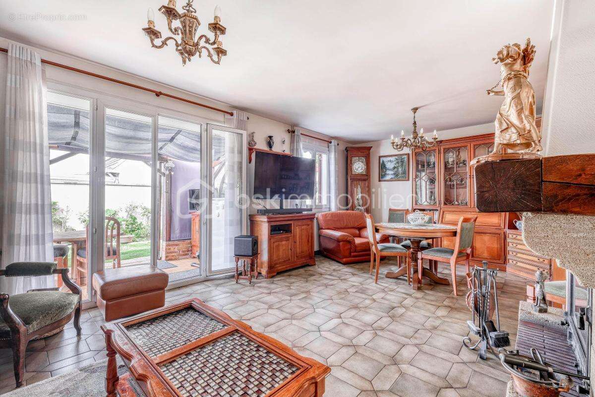 Maison familiale de type Phenix avec jardin - photo 8