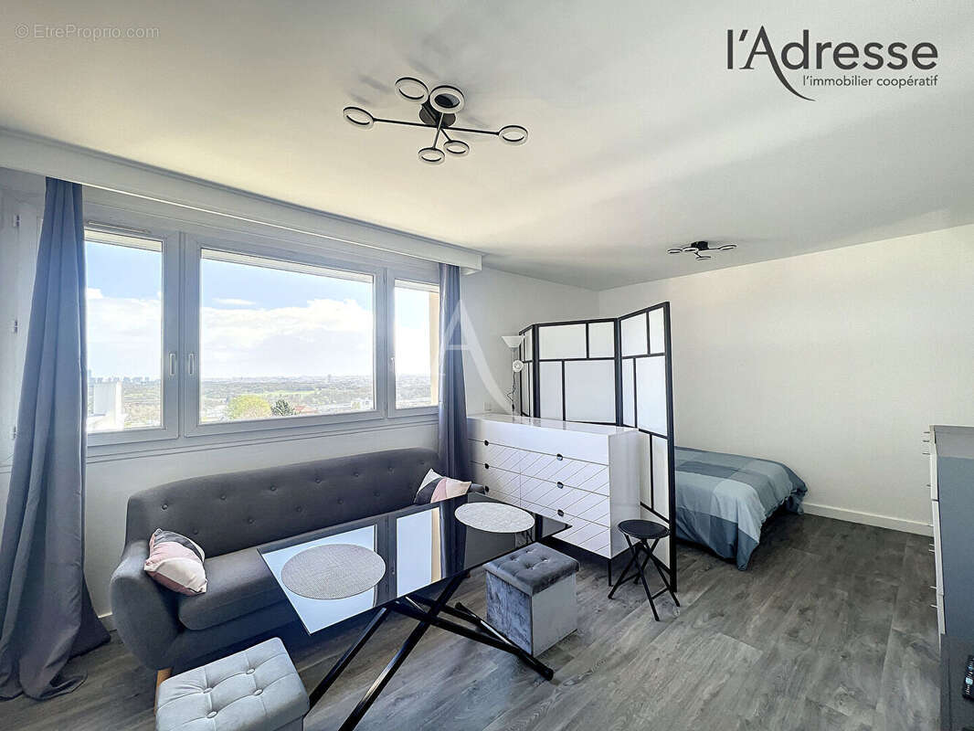 Appartement à SURESNES