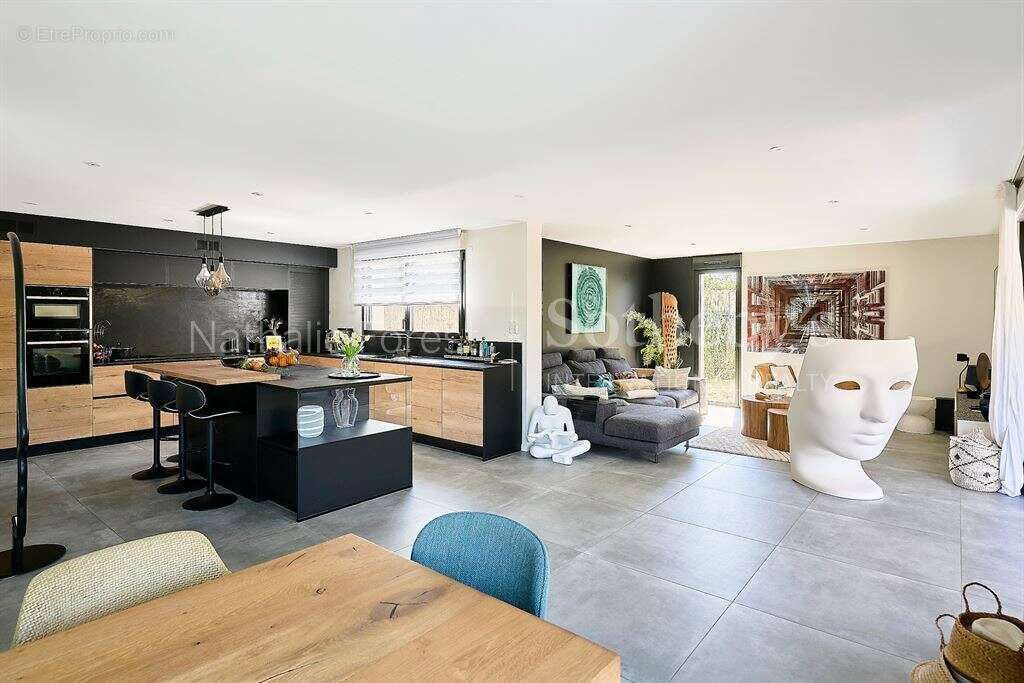 Superbe maison d'architecte 4 chambres. - photo 2