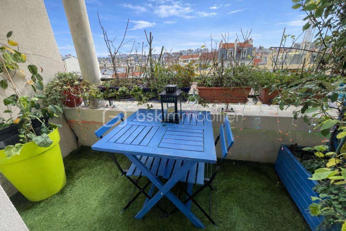 Appartement à PARIS-18E