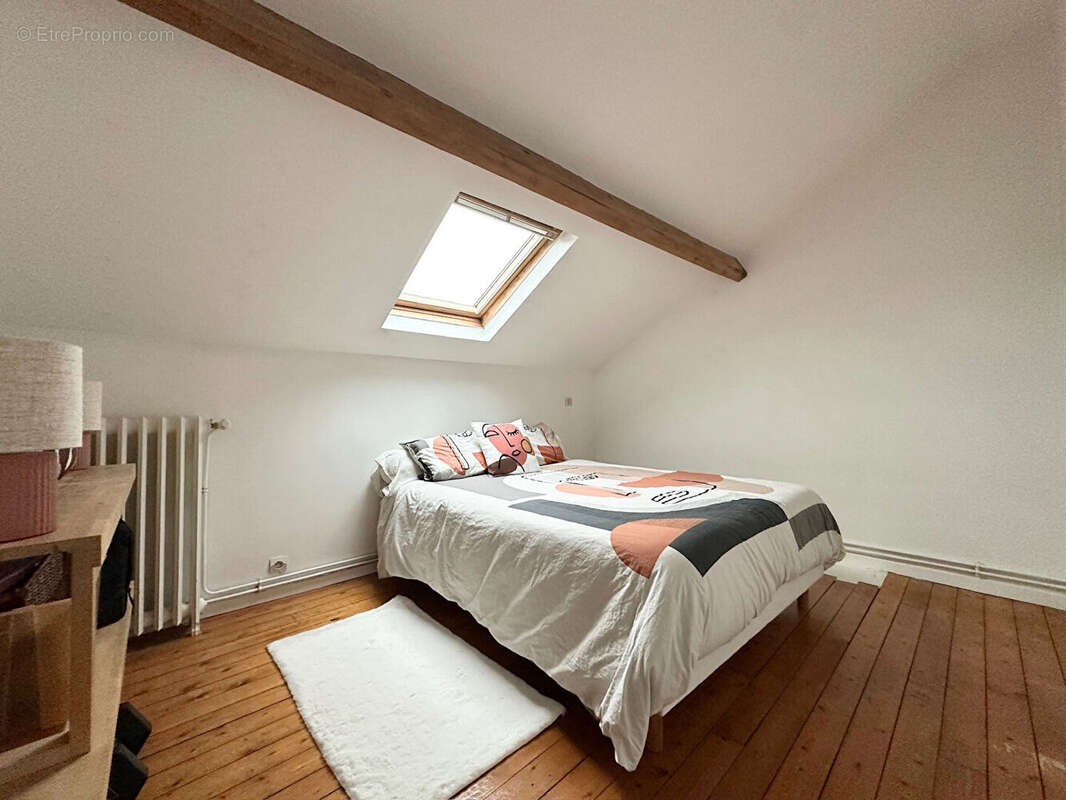 Maison à ESBLY