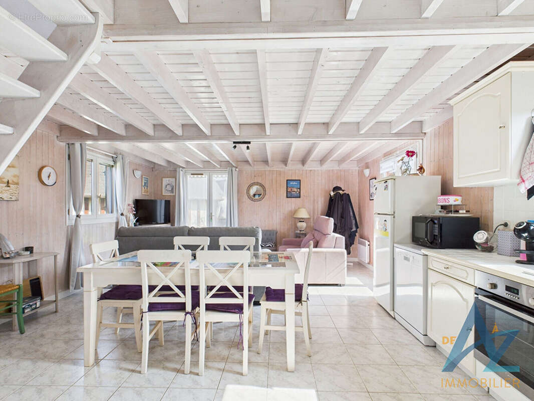 Maison à MERVILLE-FRANCEVILLE-PLAGE