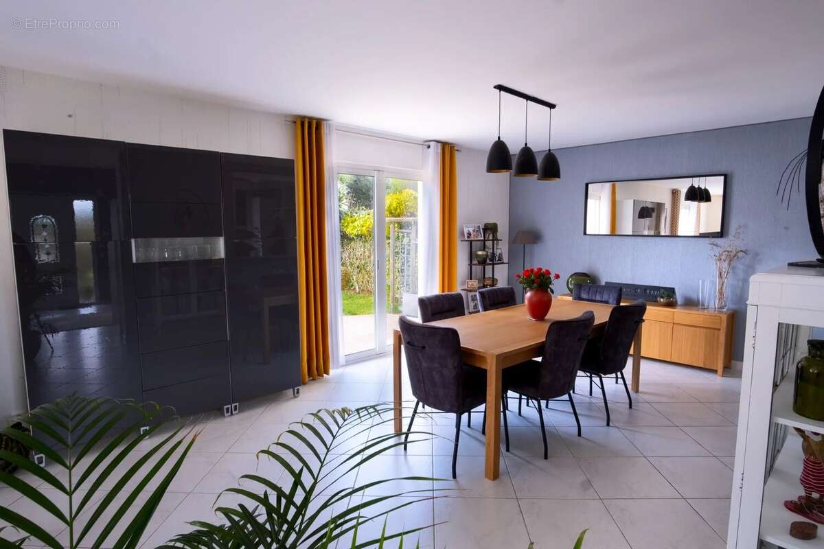 Maison à BERNIERES-SUR-MER