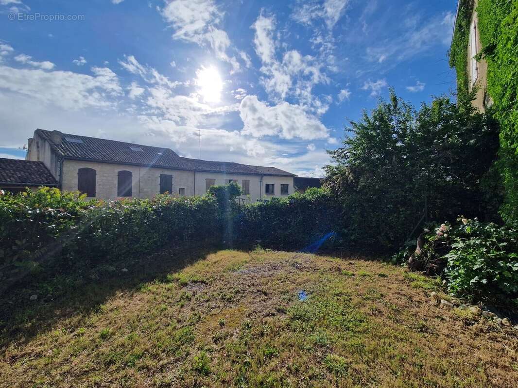 Maison à PESSAN