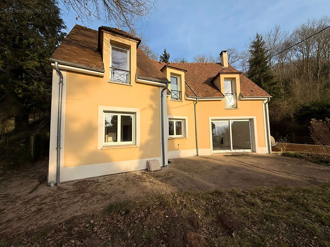 Maison à JOUY-EN-JOSAS