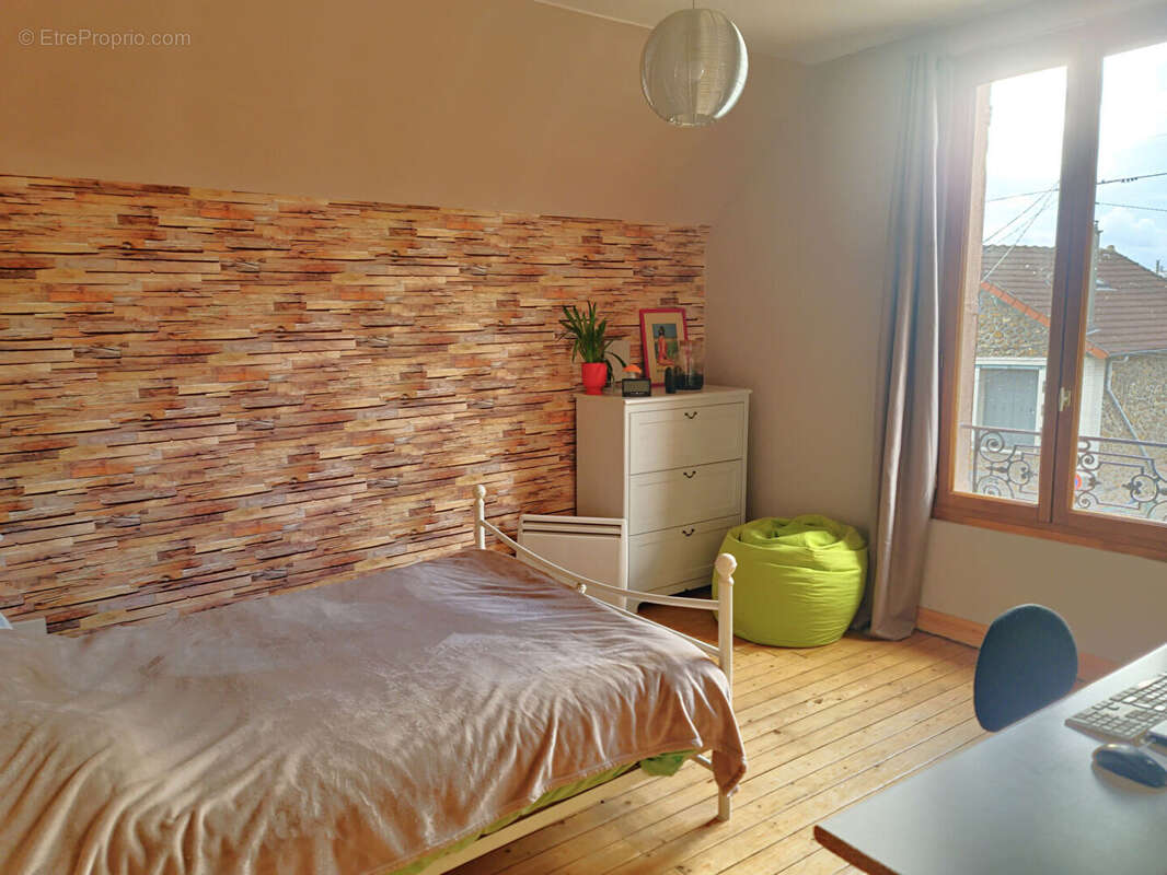 Maison à VILLENEUVE-LE-ROI