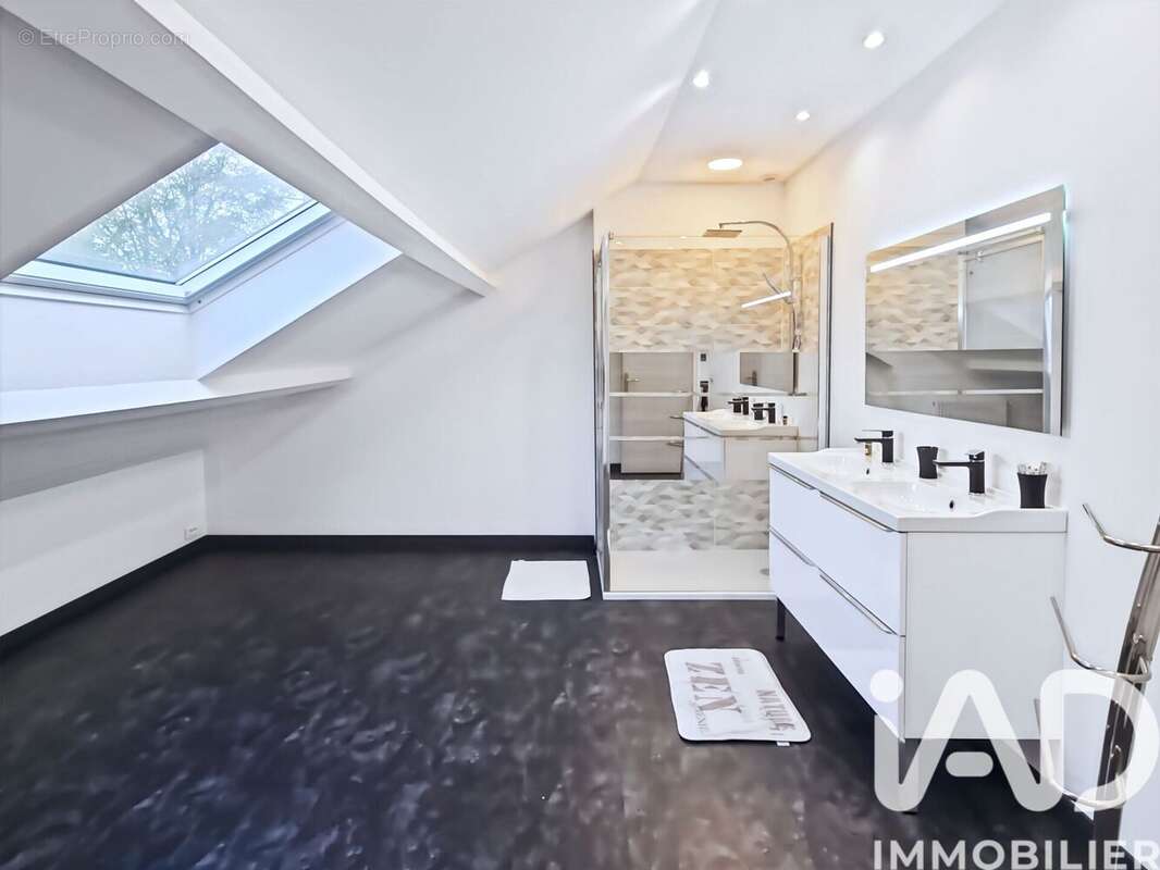 Photo 4 - Maison à VAIRES-SUR-MARNE