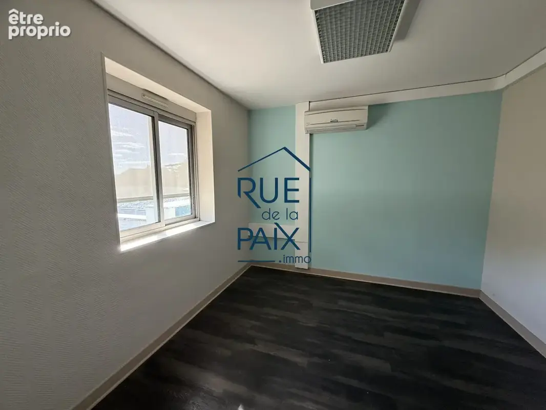 Commerce 165 m² à vendre à Chatellerault (86100) - photo 3