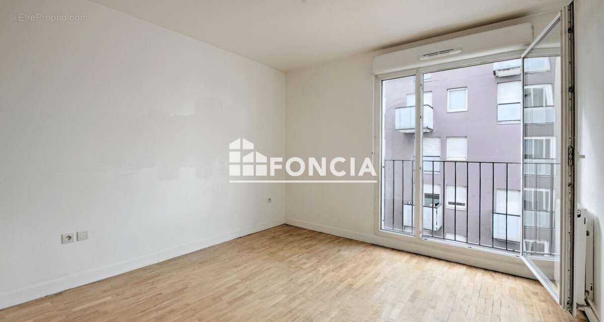 Appartement à VITRY-SUR-SEINE