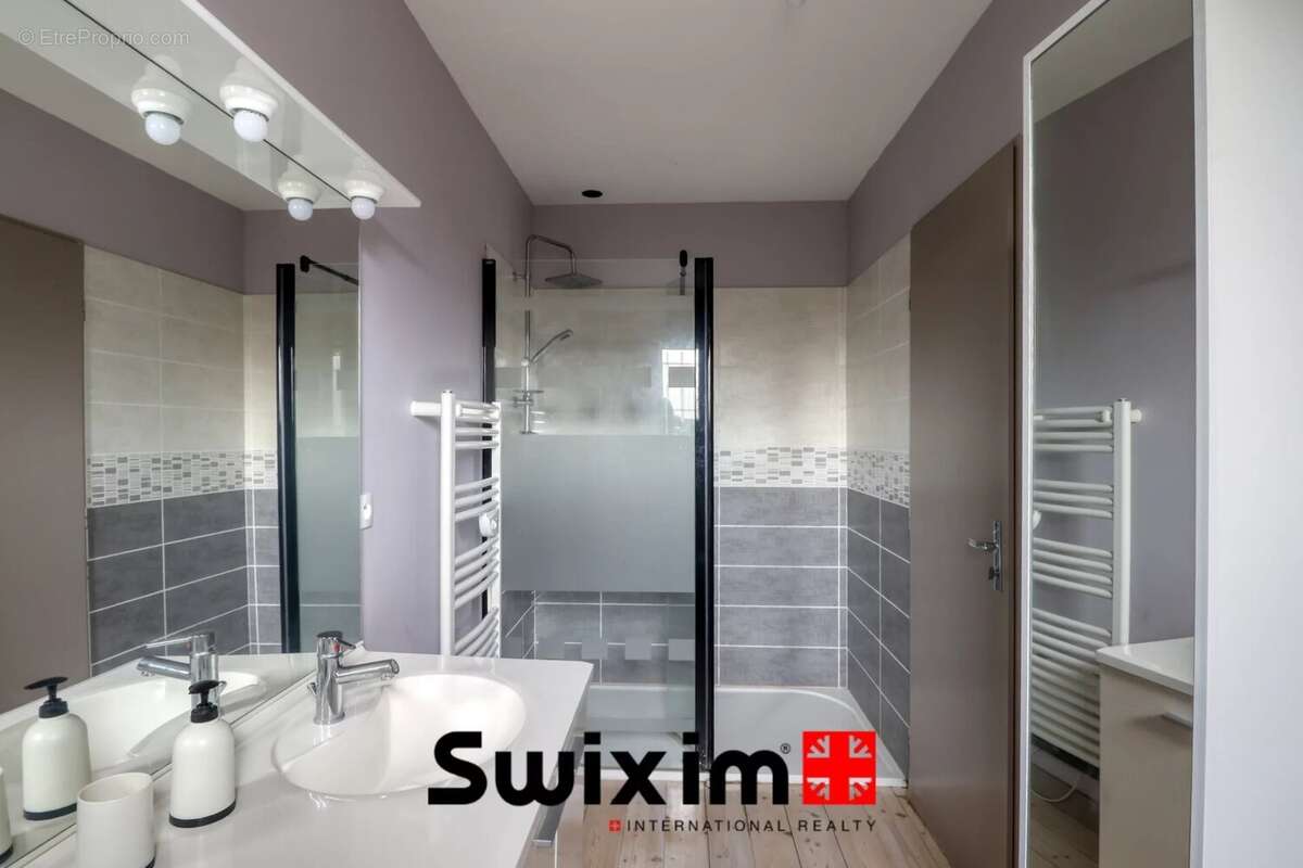 Maison à GRAYAN-ET-L&#039;HOPITAL