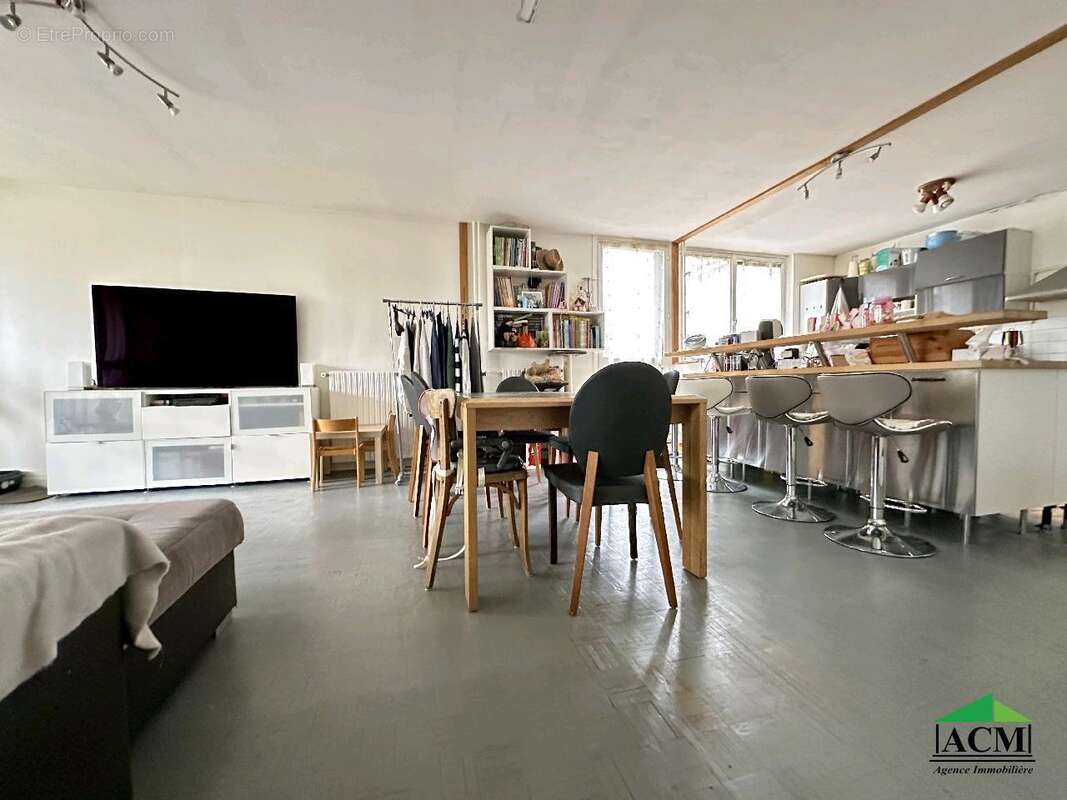 Appartement à MERY-SUR-OISE