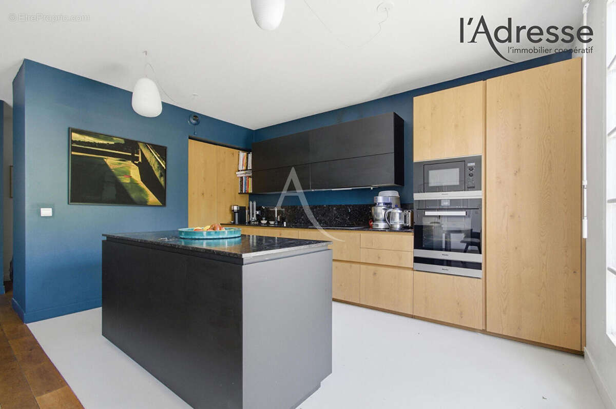 Appartement à SURESNES