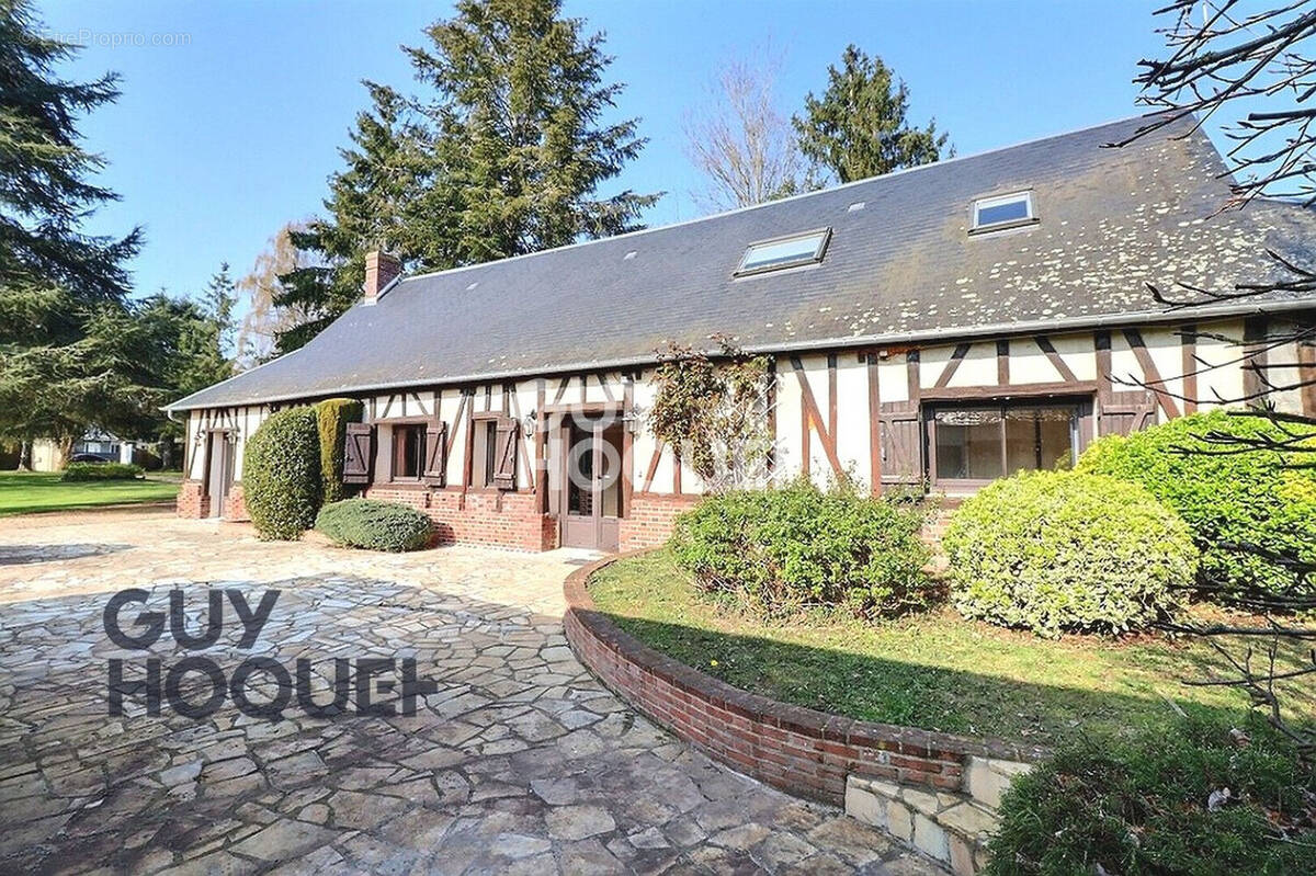 Maison à BERNAY
