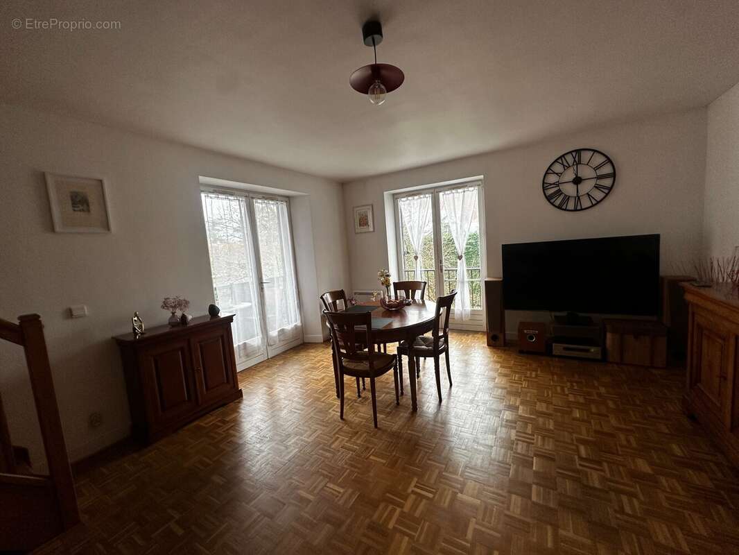 Appartement à BARBIZON