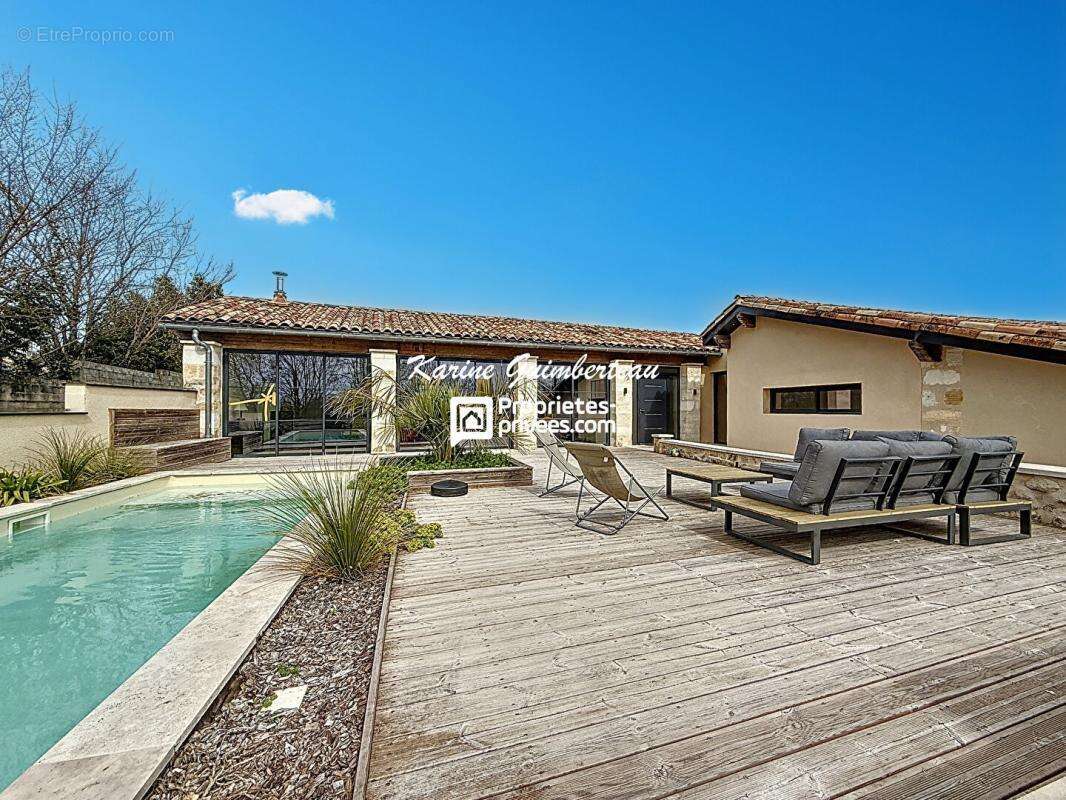 Appartement à FRONSAC