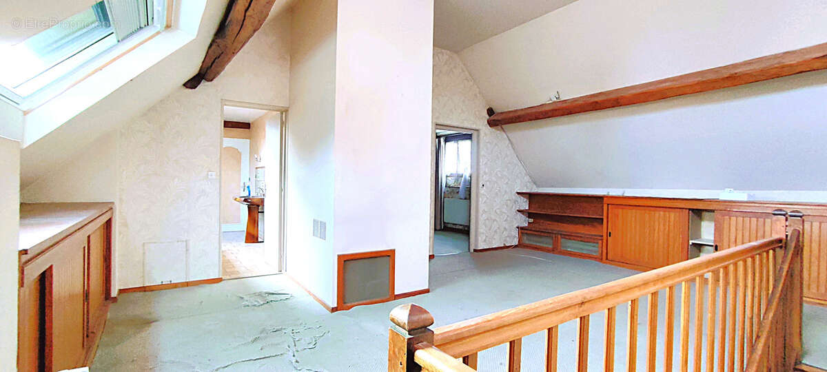 Maison à PRUNAY-LE-GILLON