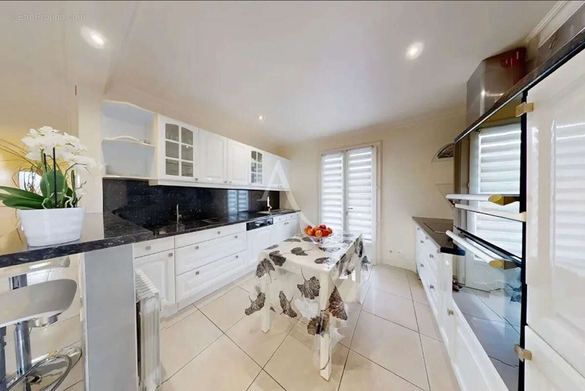 Maison à PONTAULT-COMBAULT