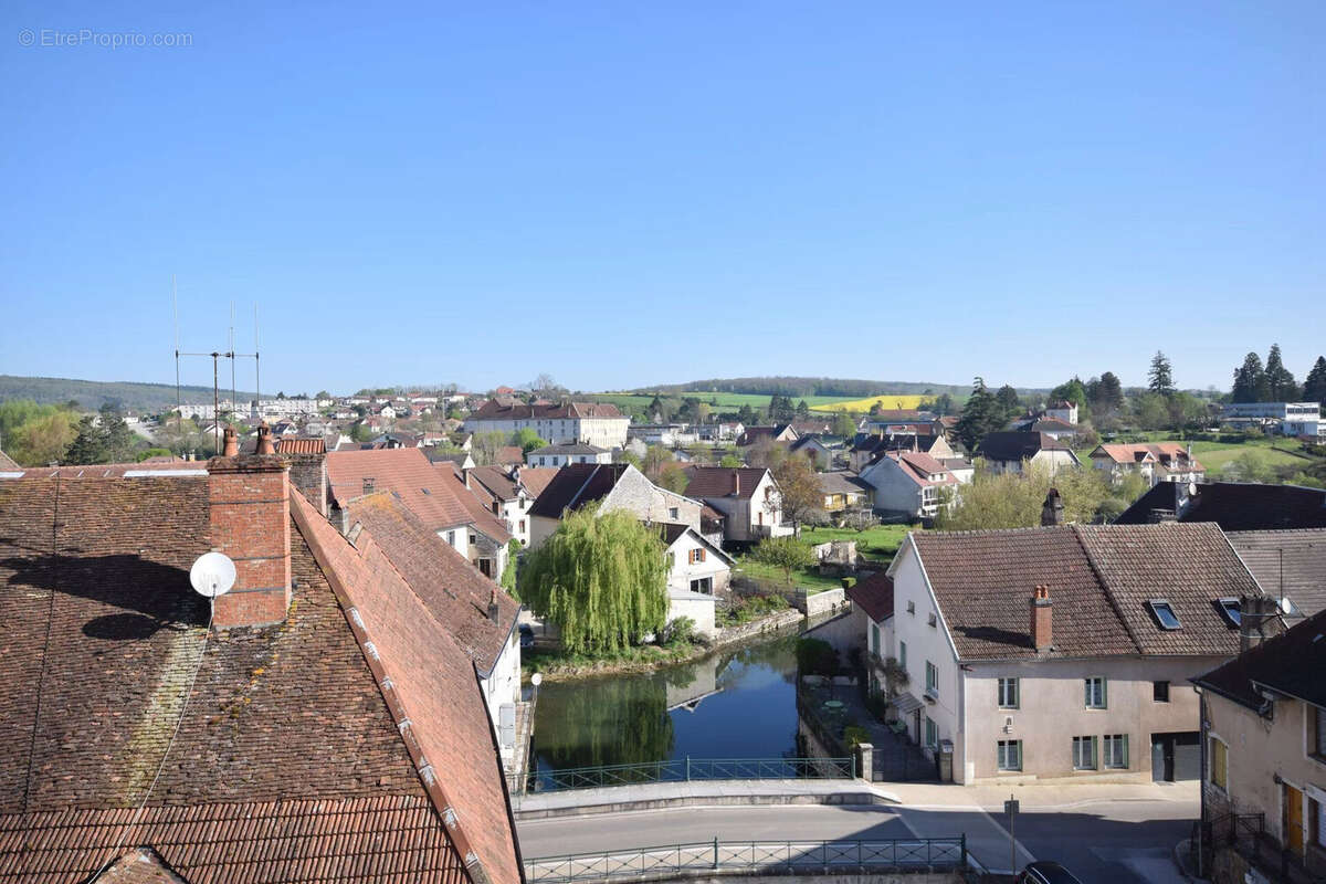 Appartement à MARNAY