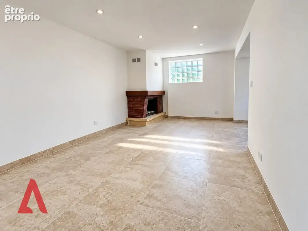 Charmant T3 appartement rénové avec 2 chambres, terrasse et garage au cur de Magalas - photo 2