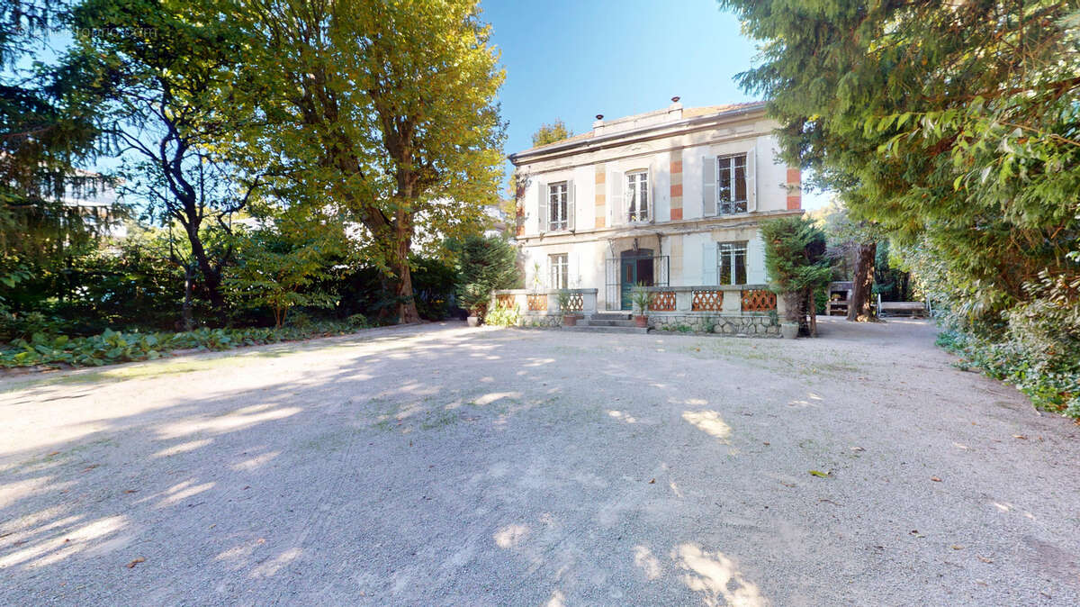 Maison à AVIGNON