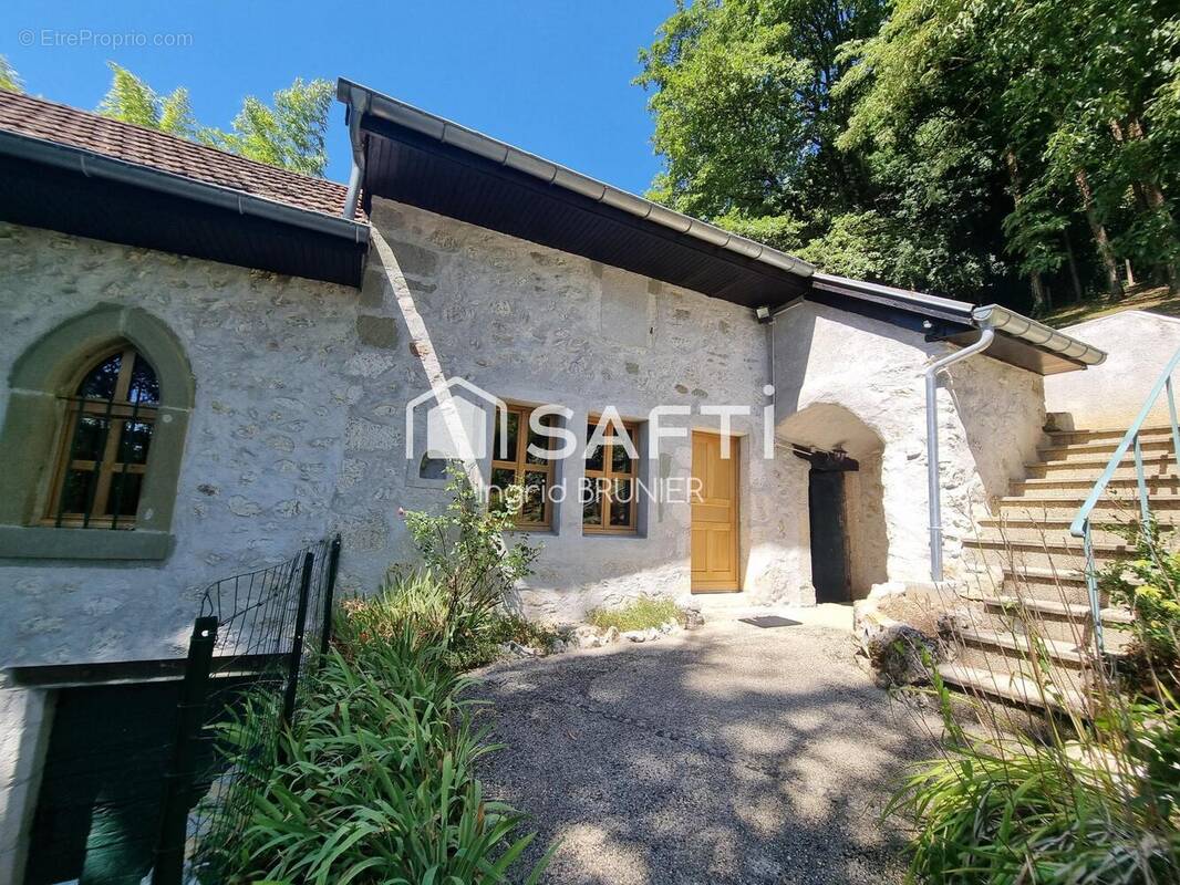 Photo 1 - Maison à CHINDRIEUX