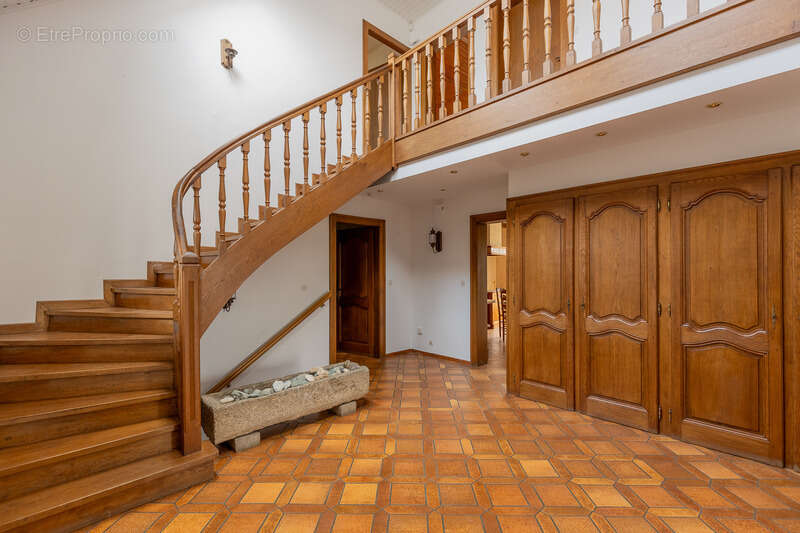 Propriete avec deux appartements ou maison  familiale 270 m2 - photo 4