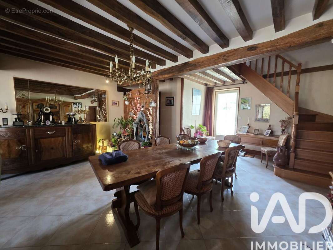 Maison 180 m² à Teigny  - photo 4