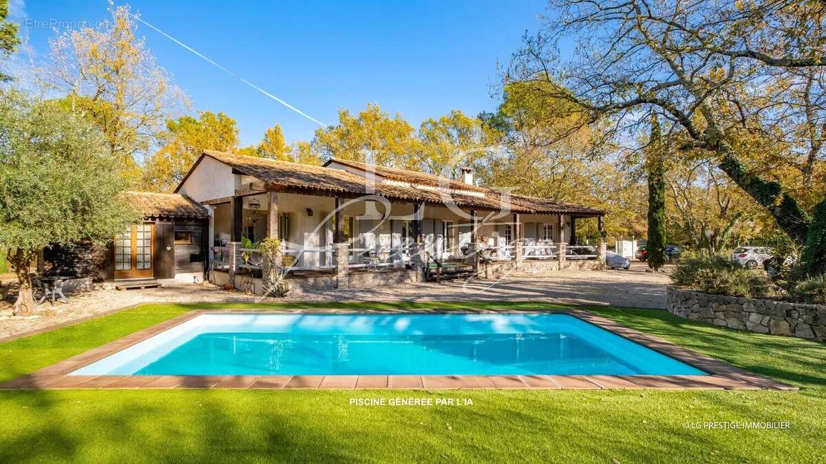 Maison à TOURRETTES