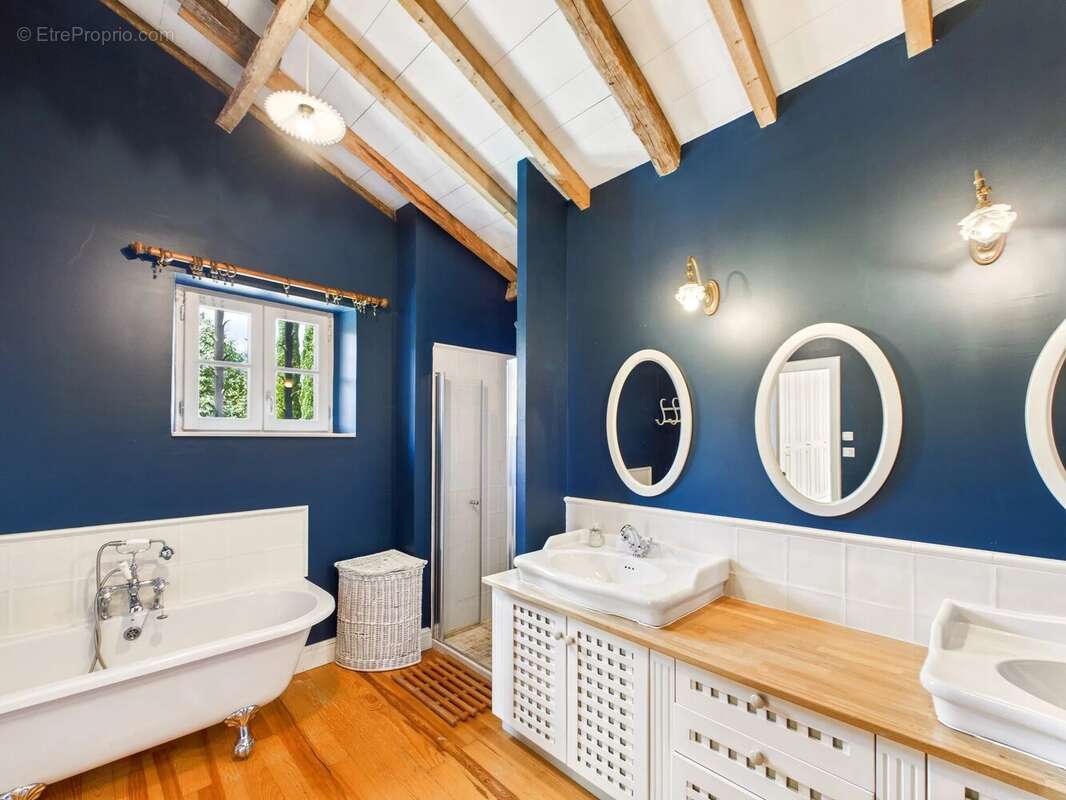 Maison à MONTPON-MENESTEROL