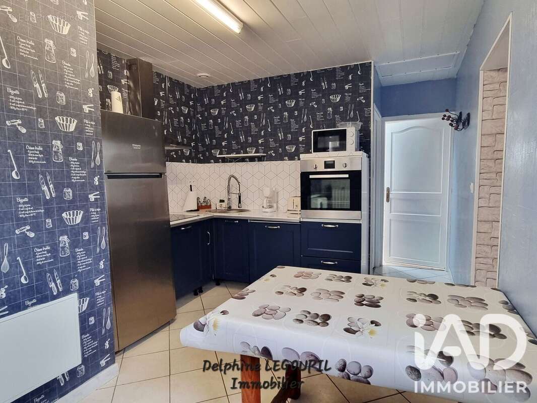 Maison 104 m² à Reville  - photo 2