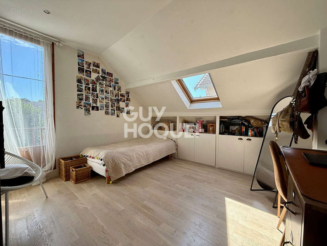 Maison à NEUILLY-SUR-MARNE