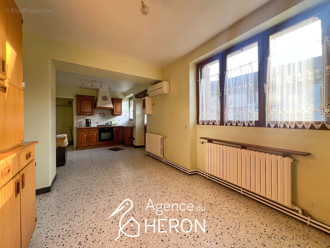 Maison à BEAUMONT-DU-GATINAIS