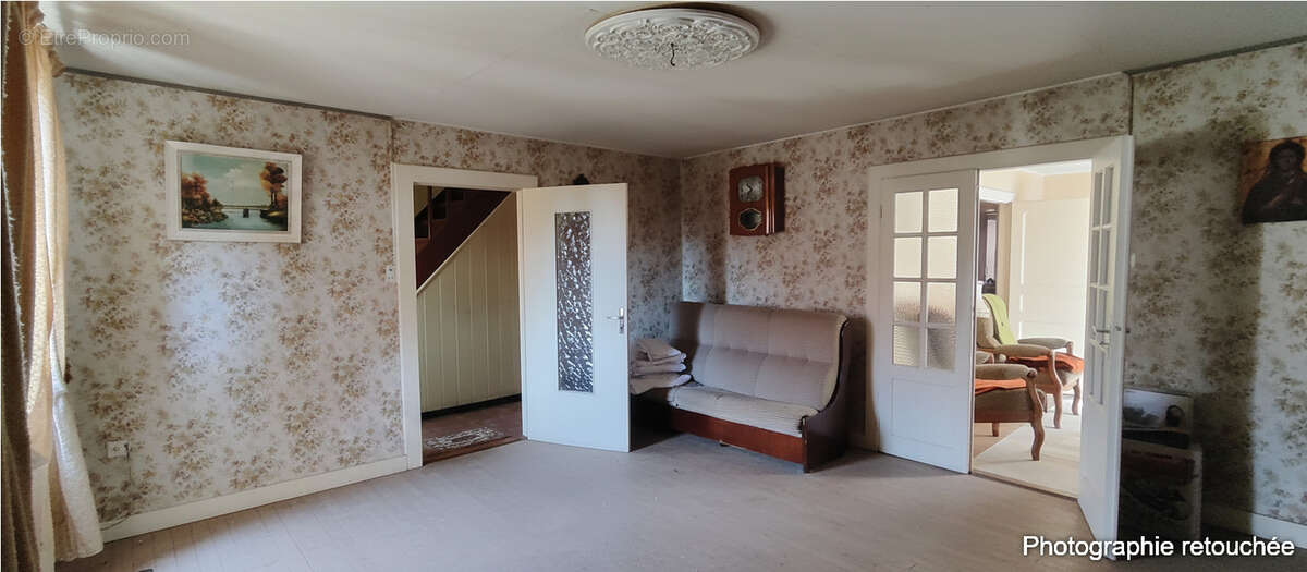 Ferme 161m² avec dépendances : Bessoncourt 90160 - photo 9